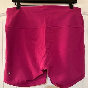 Lululemon Magenta Purple Wunder Train Biker Short Like New